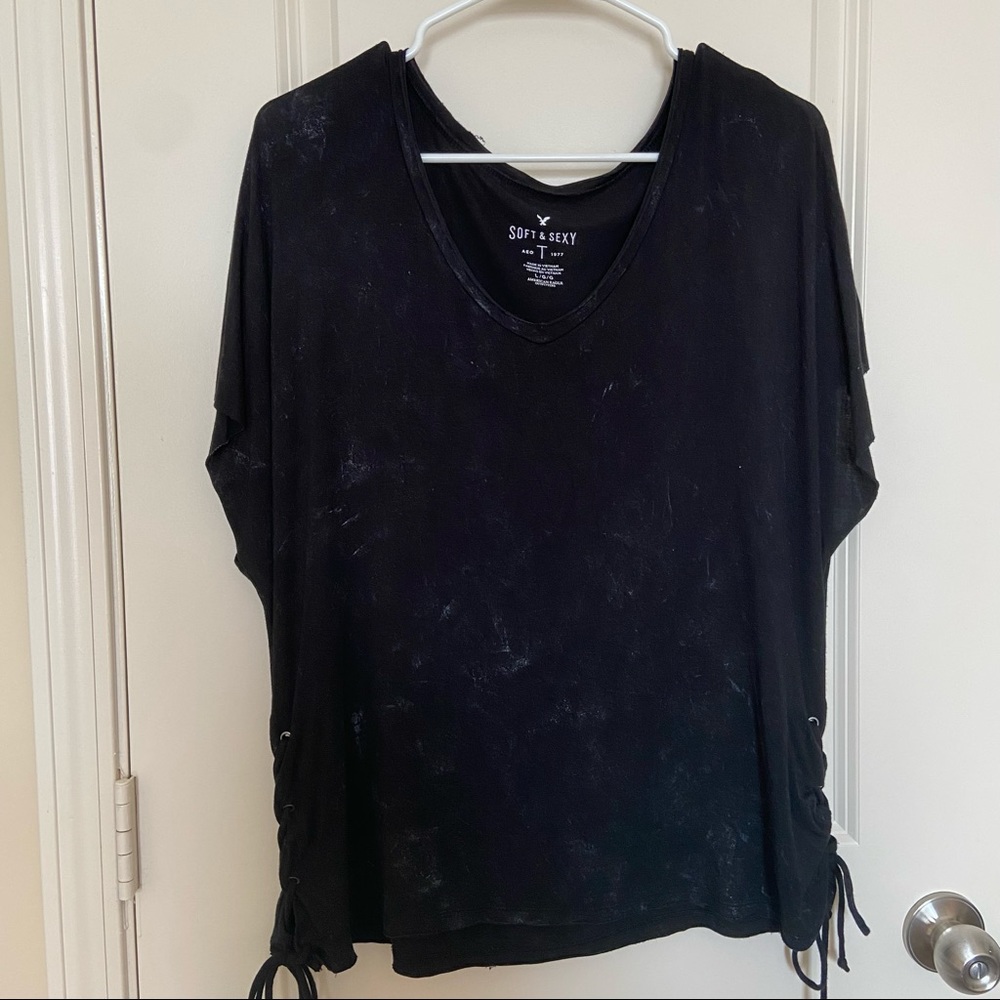 AMERICAN EAGLE Soft and Sexy Black Shirt w Ties